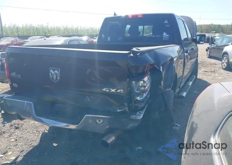 2016 Ram 1500 Big Horn z USA, uszkodzony, nr VIN 1C6RR7TT1GS254804